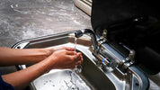 sauberes und klares Wasser im Wohnwagen  und Caravan